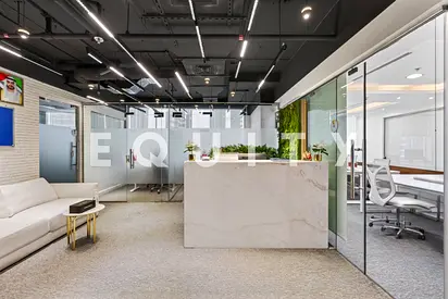 Vacant Now | High Floor | Combined Office
