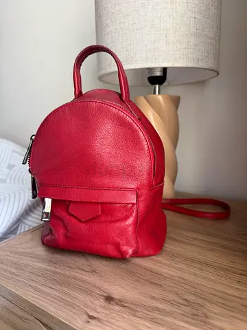 Leather small backpack 🎒