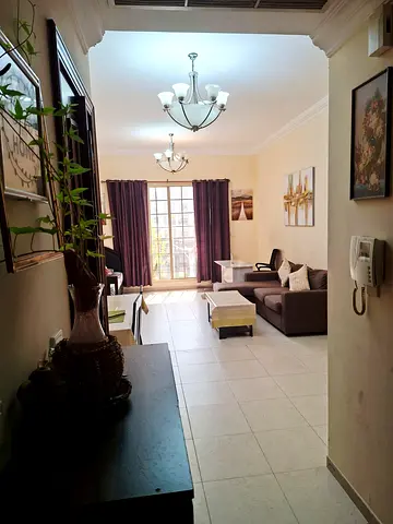 Bed space available in Al Barsha 1 for Kerala male bachelors in a 1 BHK apartment with only 2 others