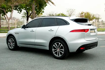 2018 Jaguar F-PACE — фото 4