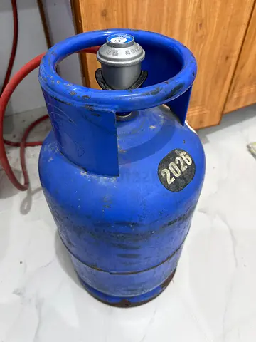 Gas cylinder with stove- Two Burner