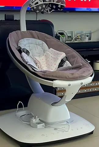 MamaRoo 4moms Multi Motion Baby Swing