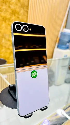 Samsung ZFlip 6 Dot