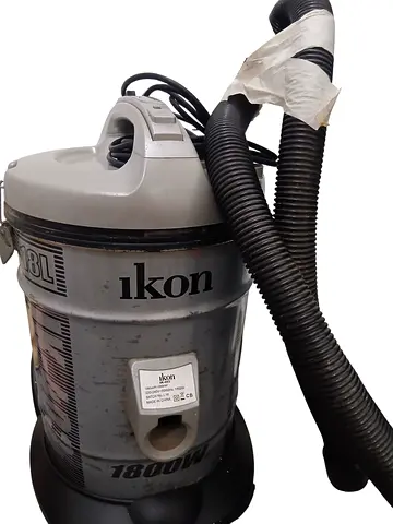 Ikon 1800W Cylinder Vacuum Cleaner - Used, Working