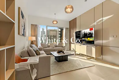 High floor | Upgraded | Fully Furnished