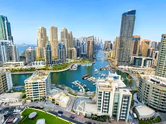 0% commission, female apartment , marina Luxury room with large balcony , full marina view,