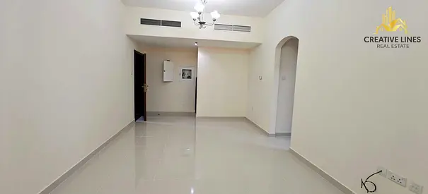 Closed to Pond Park Apartment Available// Bright & Spacious 2BHK Apartment// All Facilities// Ready