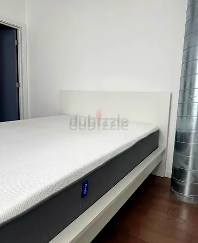 Ikea malm King size bed with matters 2 storage