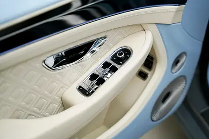 صورة 8 لـ 2019 Bentley CONTINENTAL