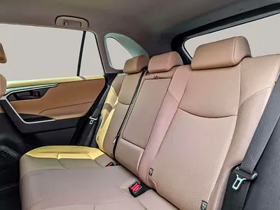 صورة 13 لـ 2025 Toyota RAV 4