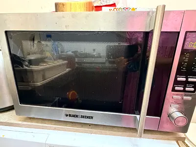 Good condition Black Decker Stainless Steel Microwave