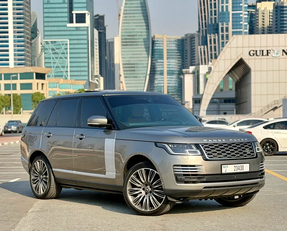 Land Rover Range Rover 2019 — photo 1 of 20
