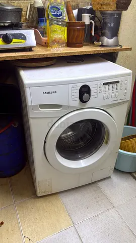 Samsung front-load washing machine - good working condition