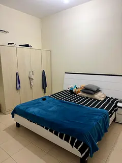 Zero commission- Master bedroom with attached bathroom
