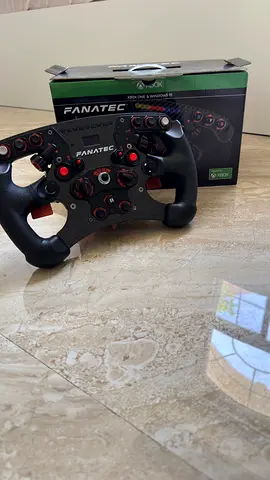Fanatec Clubsport Formula V2 Racing wheel like Logetich Thrustmaster Moza