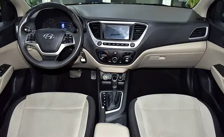 2020 Hyundai ACCENT — миниатюра 11