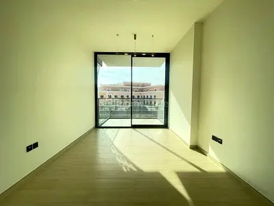 Spacious 1 Bedroom | Vacant Soon | Prime Location