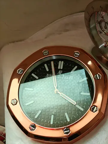 Wall clock AP