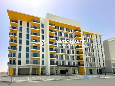 Vacant|Incredible 2BR|Charming Views|Prime Area