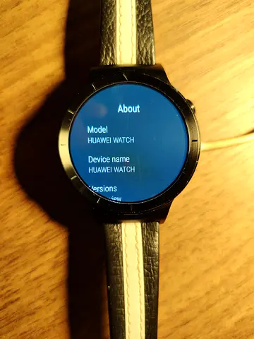 Huawei Watch (round) - Good condition