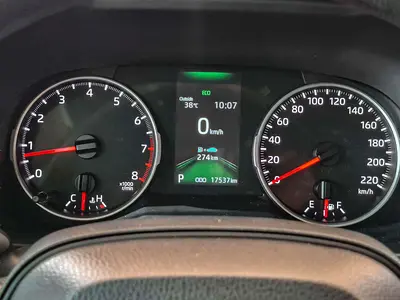 صورة 14 لـ 2025 Toyota RAV 4
