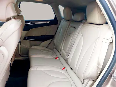 صورة 12 لـ 2019 Lincoln MKC