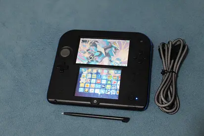 Nintendo 2DS Black x Blue - Modded