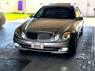 Mercedes-Benz E-Class E 350 2004 - Japanese Specs - Excellent Condition