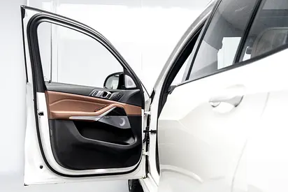 صورة مصغرة 7 لـ 2025 BMW X5