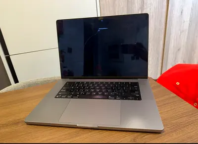 Apple MacBook Pro Space Gray