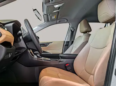 صورة 11 لـ 2025 Toyota RAV 4