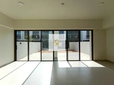 Brand New | Middle Kitchen | Close to Pool n Park | Multiple Options