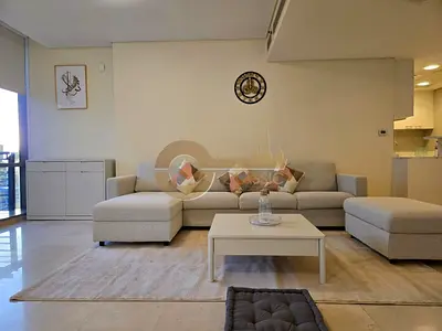 BALCONY | SPACIOUS UNIT | BRIGHT OPEN PLAN LAYOUT