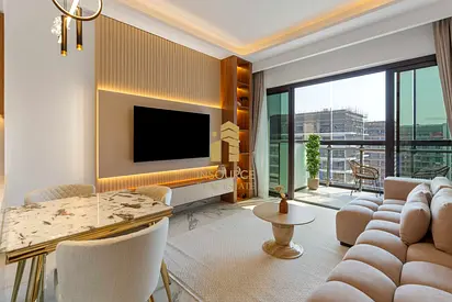 Fully Furnished 1BR |