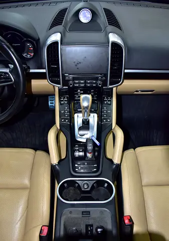 2018 Porsche CAYENNE 缩略图 15