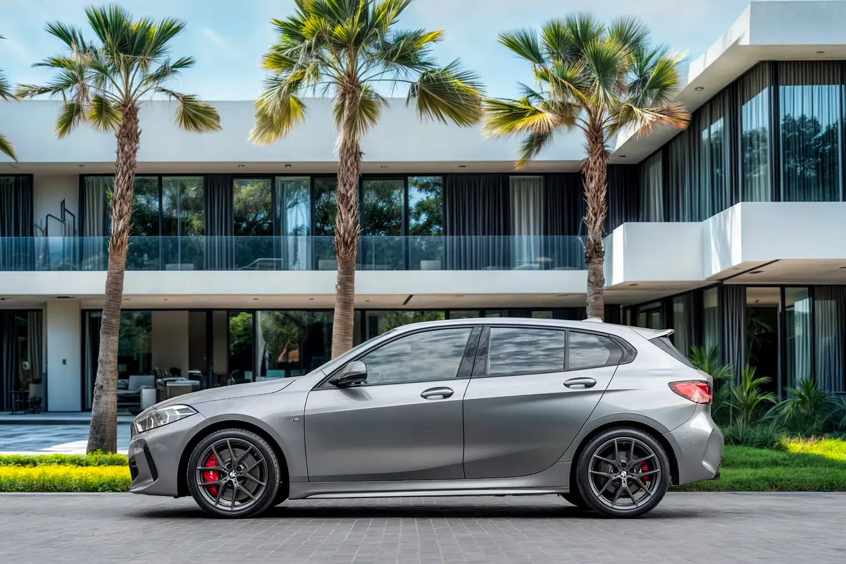 BMW 1-Series 2023