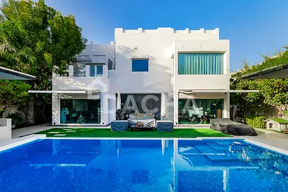 Custom Design | Lake View | Type E2 Hattan