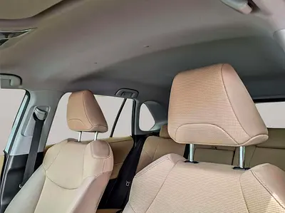 صورة 12 لـ 2025 Toyota RAV 4