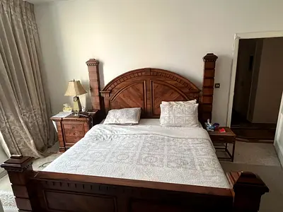 Classic bedroom set for urgent sale