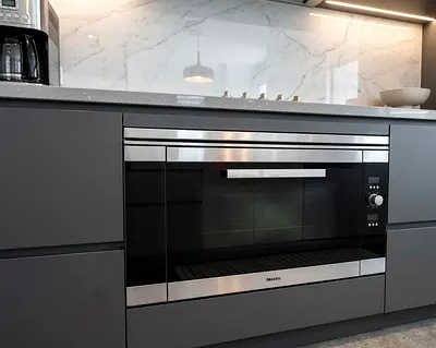 Miele H 4900 Latest Model 90cm Built-in Electric Oven – Same Like New