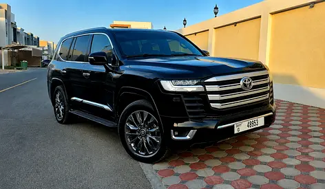 Toyota Land Cruiser VXR 2014 GCC Specs - Pristine Condition