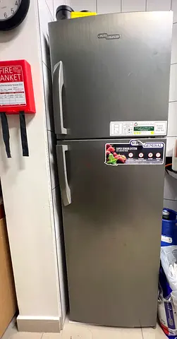 Fridge in excellent condition