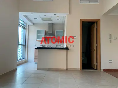 HOTDEAL ! LARGE STUDIO ! CHILLER FREE ! HIGHER FLOOR ! NEAR BEACH
