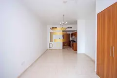High Floor Well Maintained Bright Unit