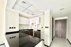 Spacious 2 Bed Apartment | Pool View | Balcony