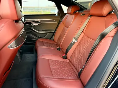 2024 AUDI A8 — миниатюра 17