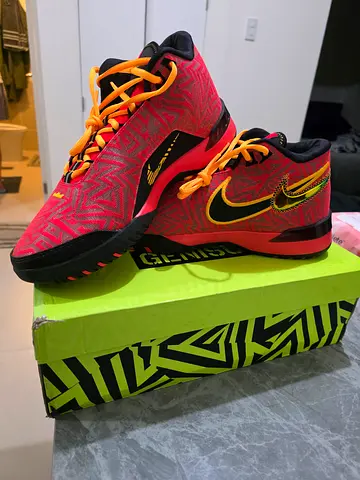 FOR SALE BRAND NEW LEBRON GENISUS NXXT CRIMSON RED US11