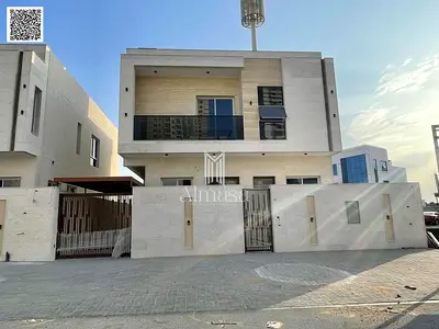 For sale: High-end villa in Al-Amrah, ground floor, first floor and roof, registration fees include