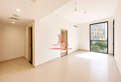 Vacant | Street View | Mid Floor