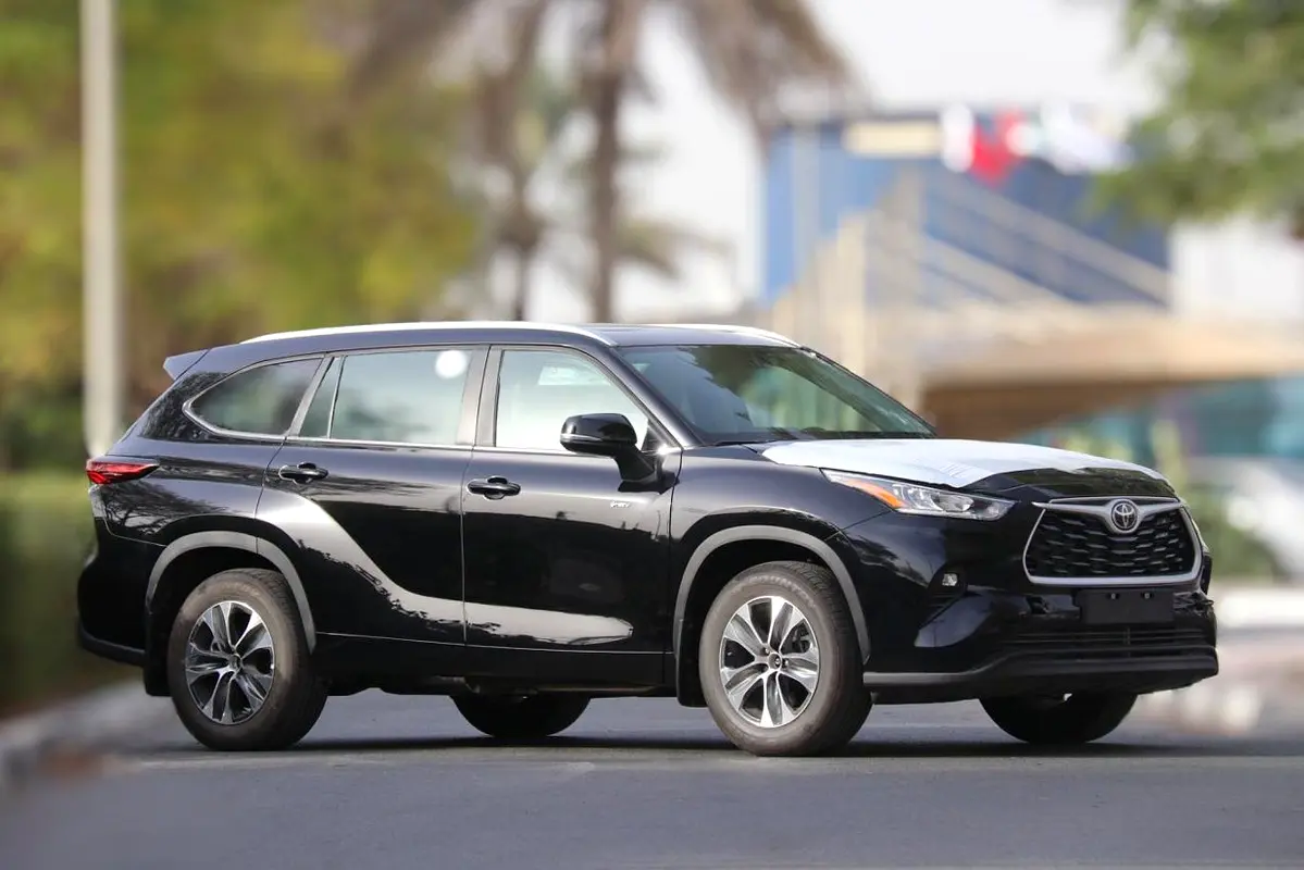 Toyota Highlander 2026 — photo 1 of 12